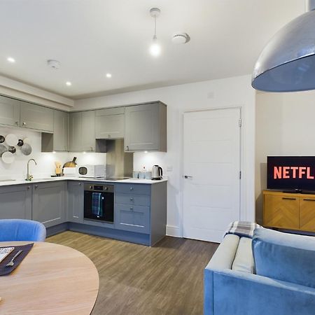The Grove King Bed Wi-Fi Ev Charger Apartment Cheltenham Exterior photo