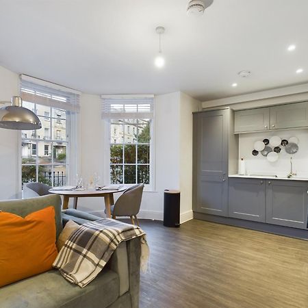 The Grove King Bed Wi-Fi Ev Charger Apartment Cheltenham Exterior photo