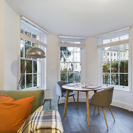 The Grove King Bed Wi-Fi Ev Charger Apartment Cheltenham Exterior photo